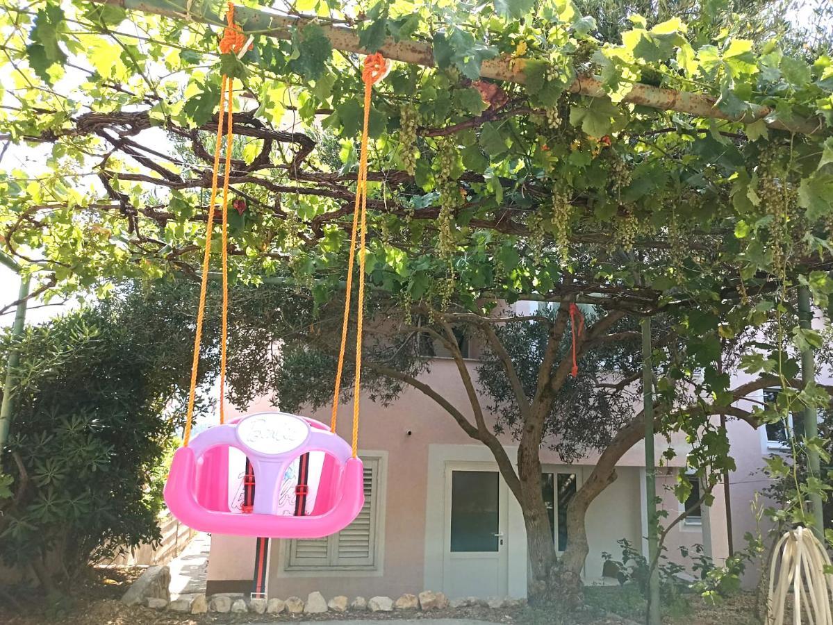 Apartmani Daniela Ραμπ Εξωτερικό φωτογραφία